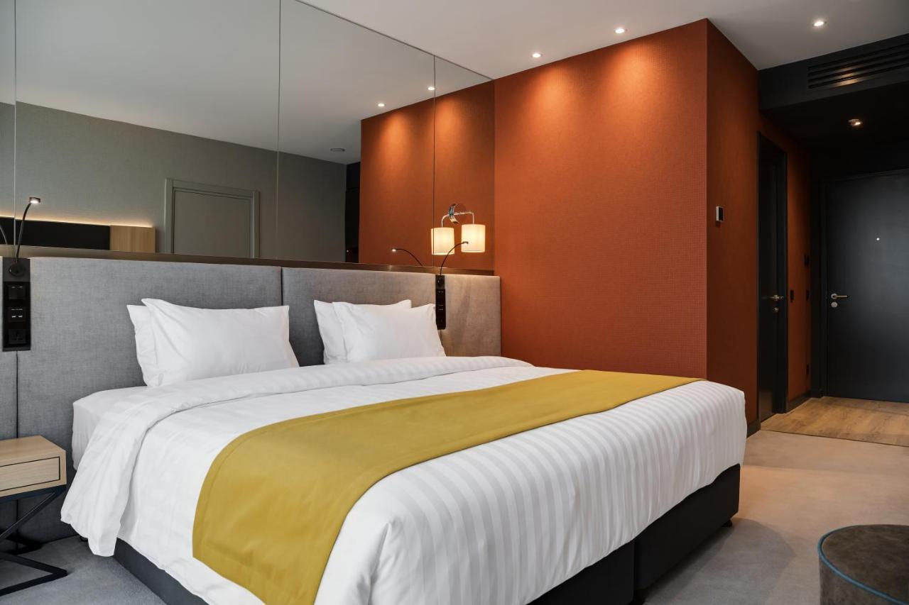Готель Glarros Oldtown 5*