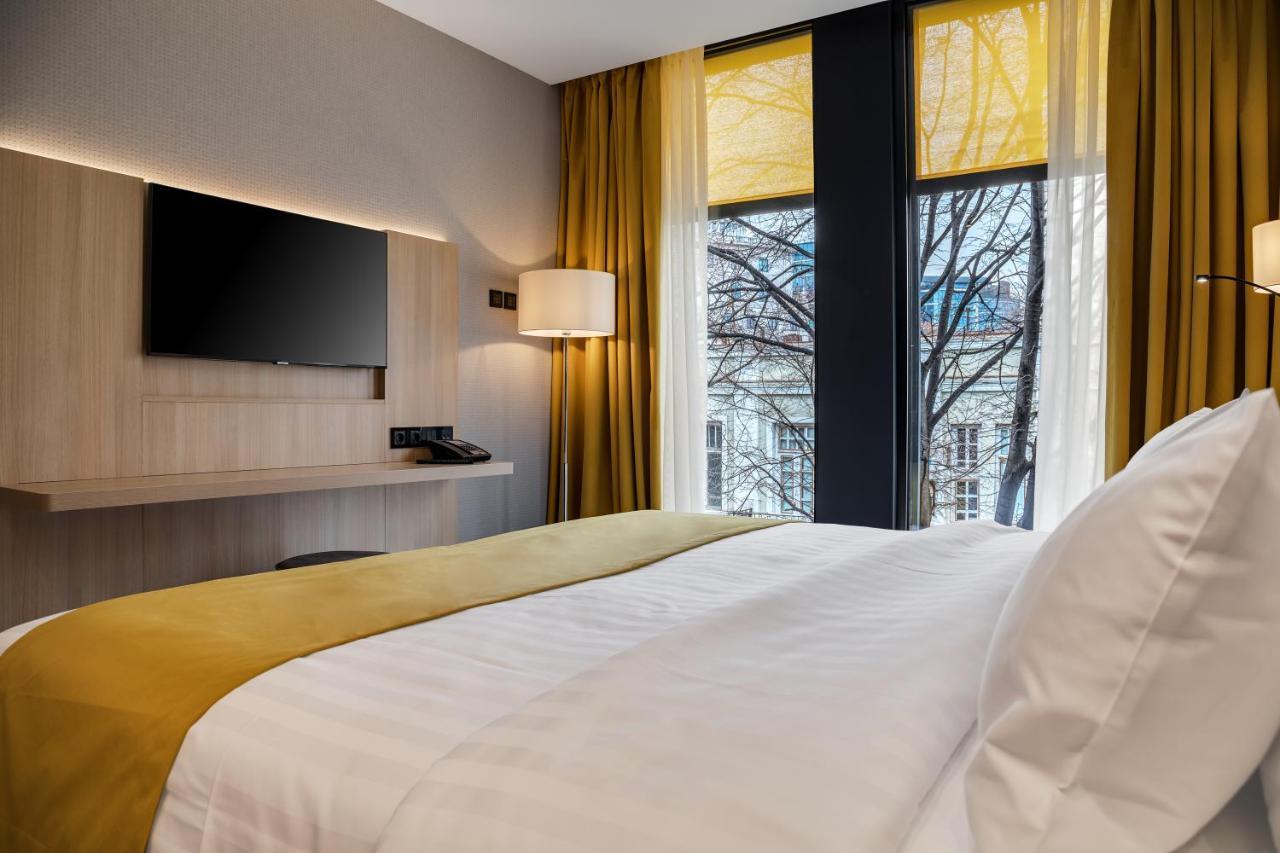Glarros Oldtown Hotel